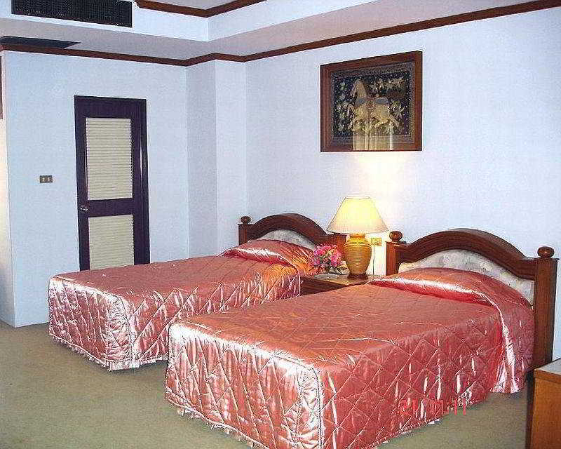 Chiangmai Ratanakosin Hotel Chiang Mai Exterior photo